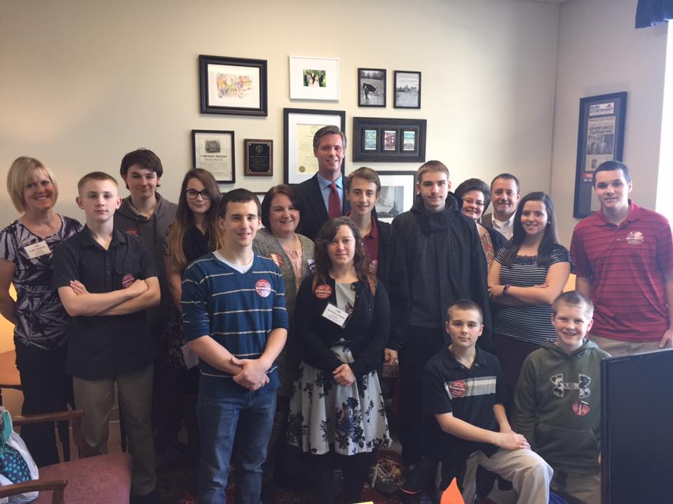 Home_School_advocates_from_Powhatan.jpg Home_School_advocates_from_Powhatan.jpg