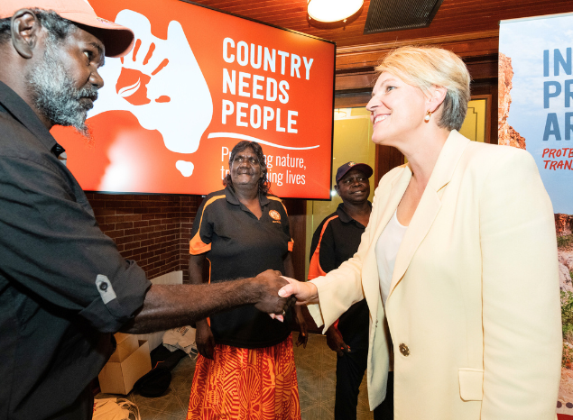Minister Plibersek meets Tiwi Traditional Owners Ron Poantimilui, Jane Puautjimi & Karen Tipiloura. Photo: Paul Chapman. Minister Plibersek meets Tiwi Traditional Owners Ron Poantimilui, Jane Puautjimi & Karen Tipiloura. Photo: Paul Chapman.