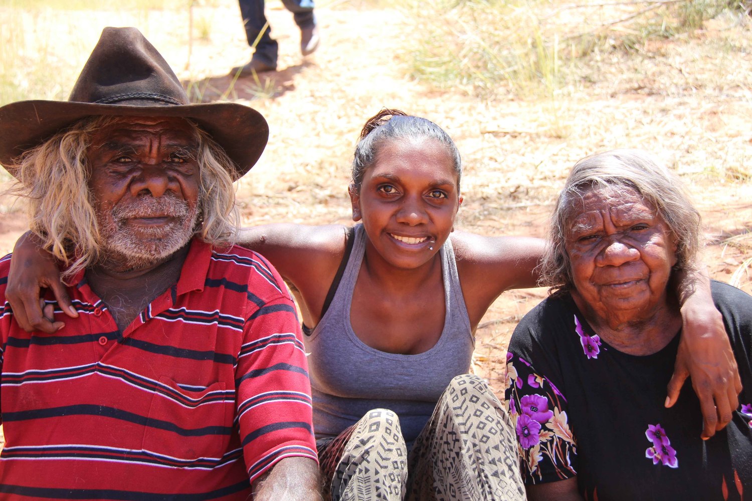 Alysha_with_her_grandparents.jpeg