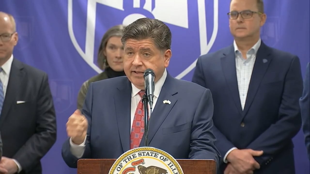 Pritzker signs energy omnibus bill that lifts nuclear moratorium