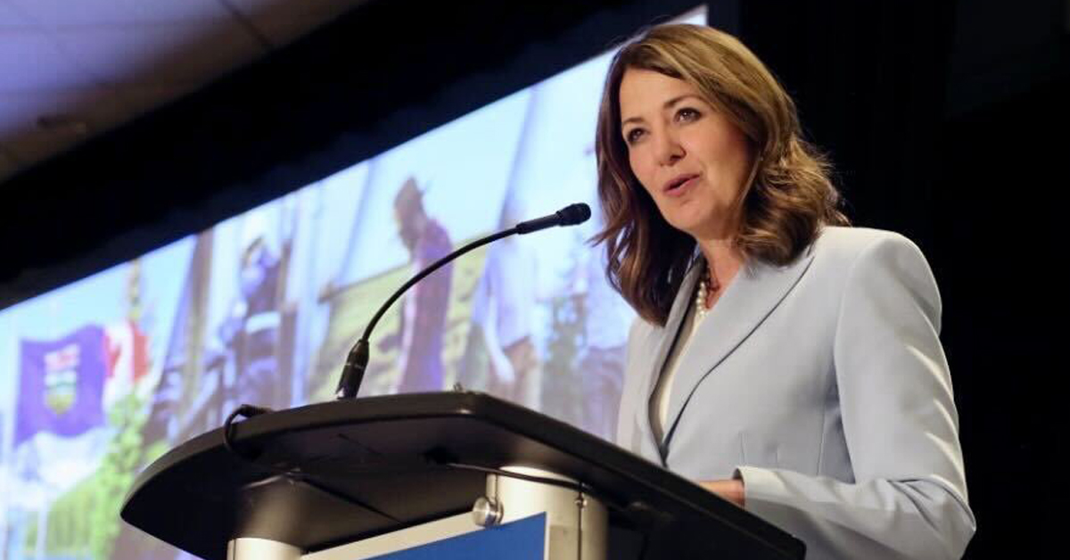 Danielle Smith weighs potential conditions on equalization payments to Quebec