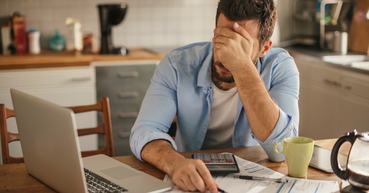 60% of Canadians say they're worse off than in 2020 as cost of essentials soars