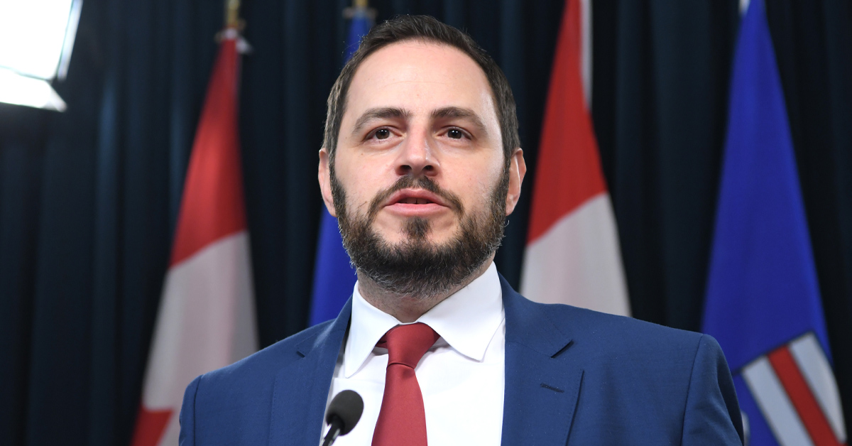 Alberta protects kids from porn in schools — media calls it 'book ban'