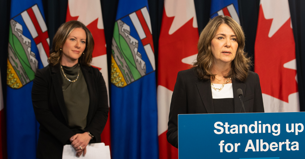 Taxpayer advocates urge Alberta to scrap industrial carbon tax