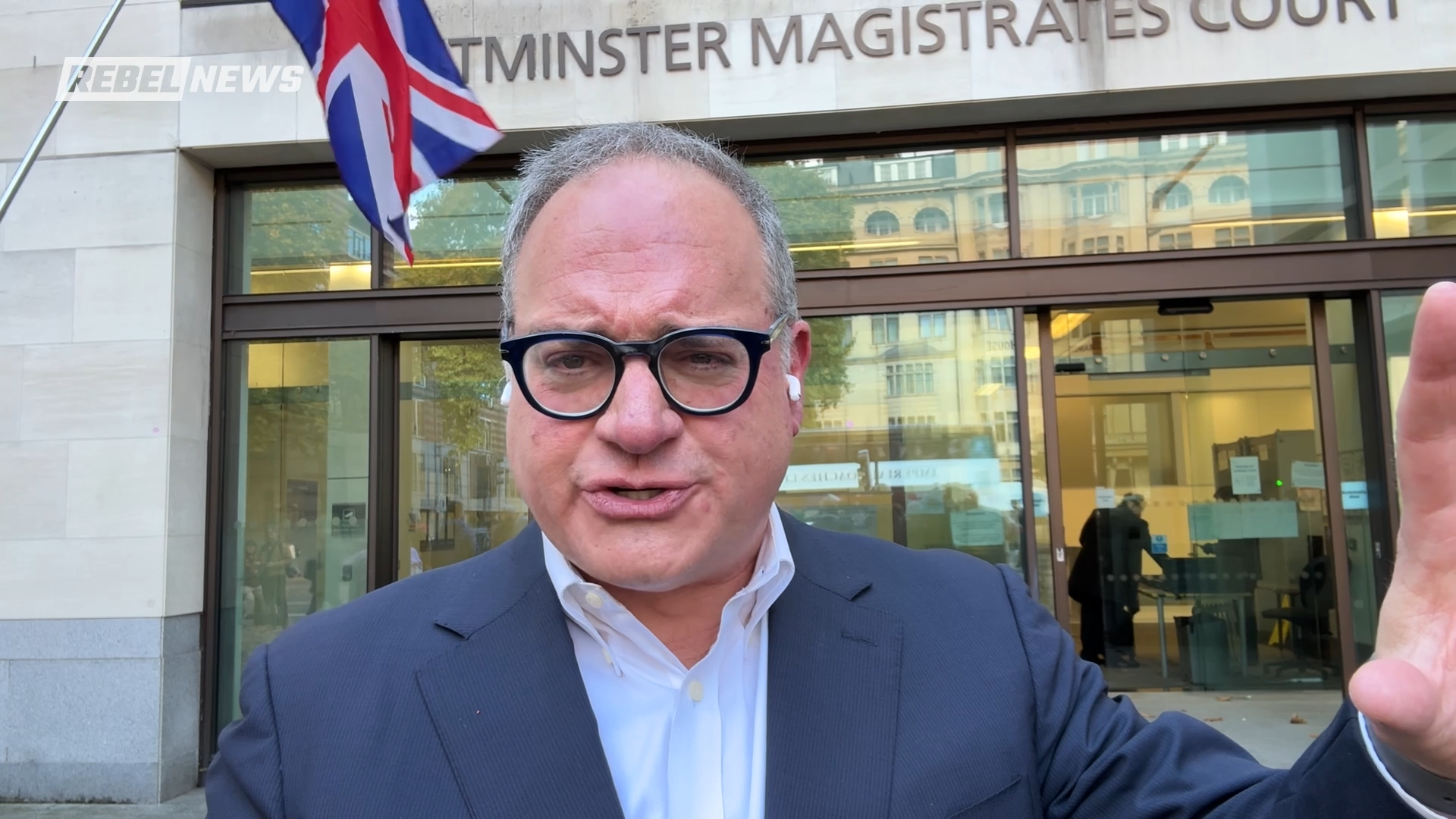 BREAKING: Tommy Robinson ACQUITTED!