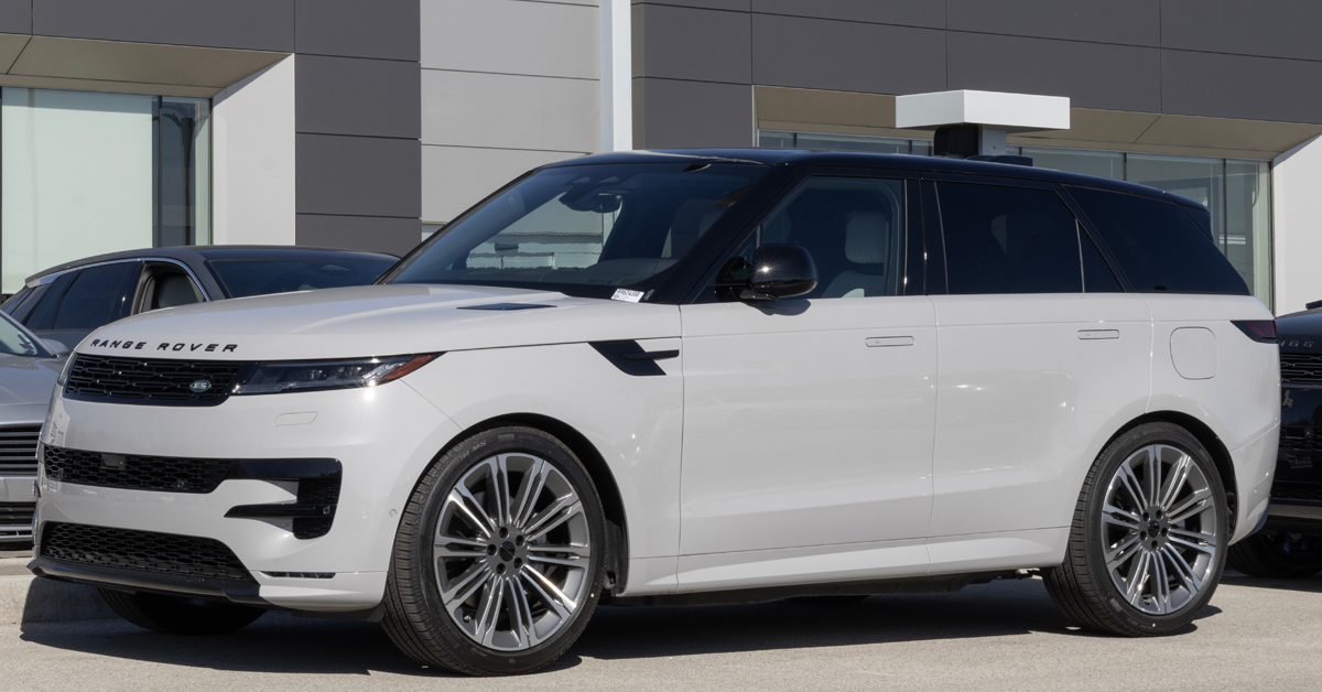 B.C. bureaucrats billed taxpayers $370K for executive vehicle leases, records show