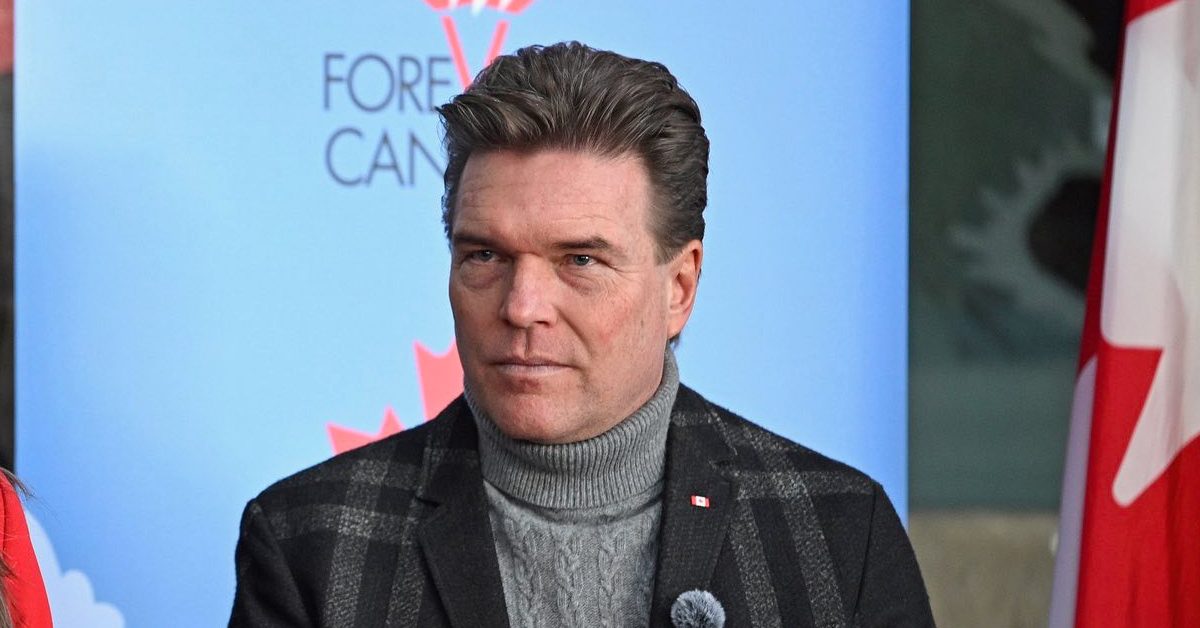 Fact check: CBC's Graham Thomson says 'Forever Canadian' petition wasn't about referendum — Thomas Lukaszuk said it was