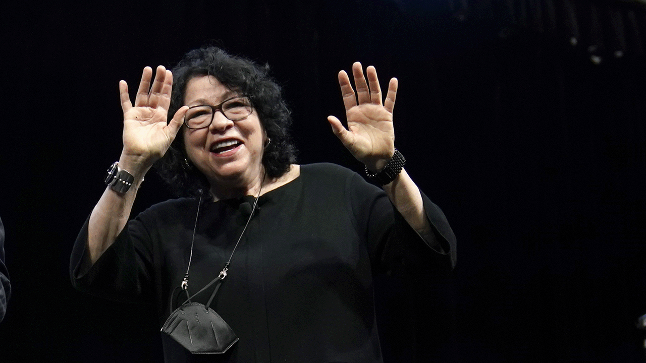 Justice Sotomayor claims anyone aware of FBI crime statistics cannot be jurors in capital cases