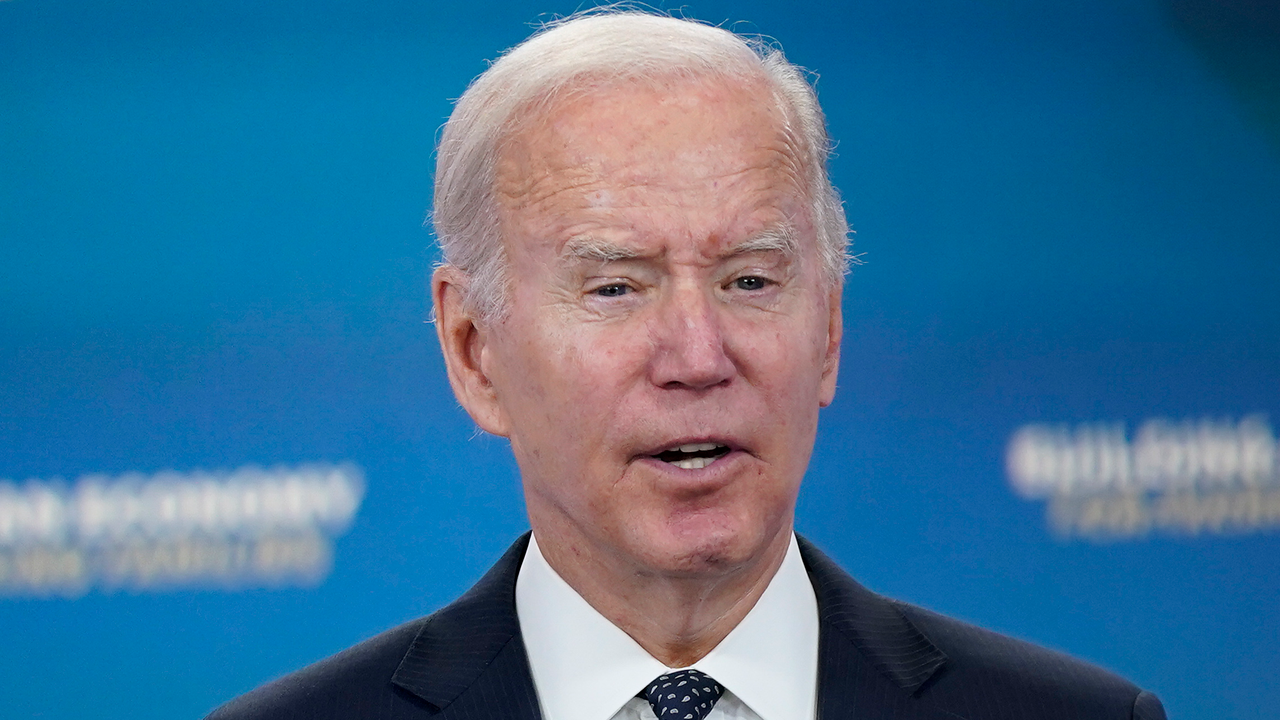 Biden says Thanksgiving costs 'a lot of money,' fails to explain how he intends to bring down costs