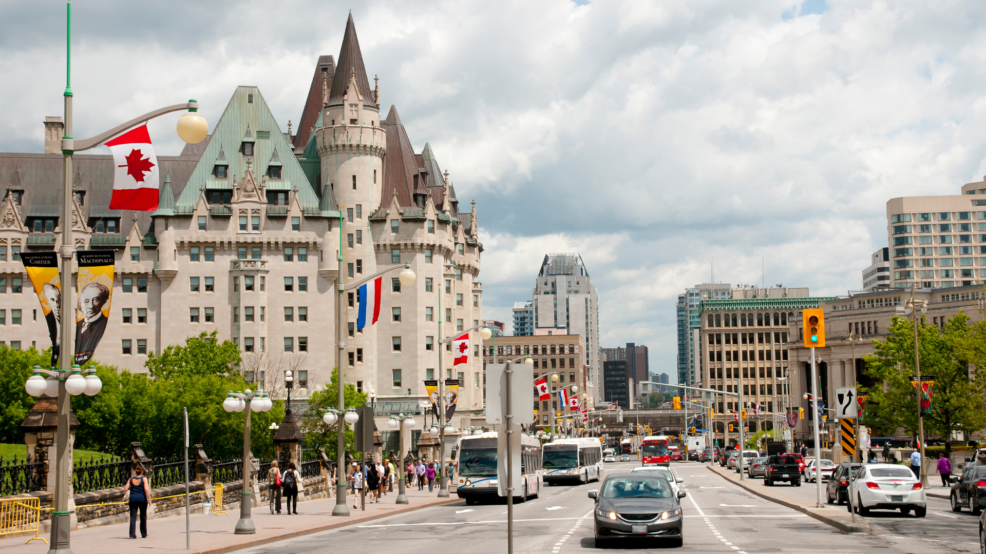 Ottawa busybodies claim human rights to block truck traffic