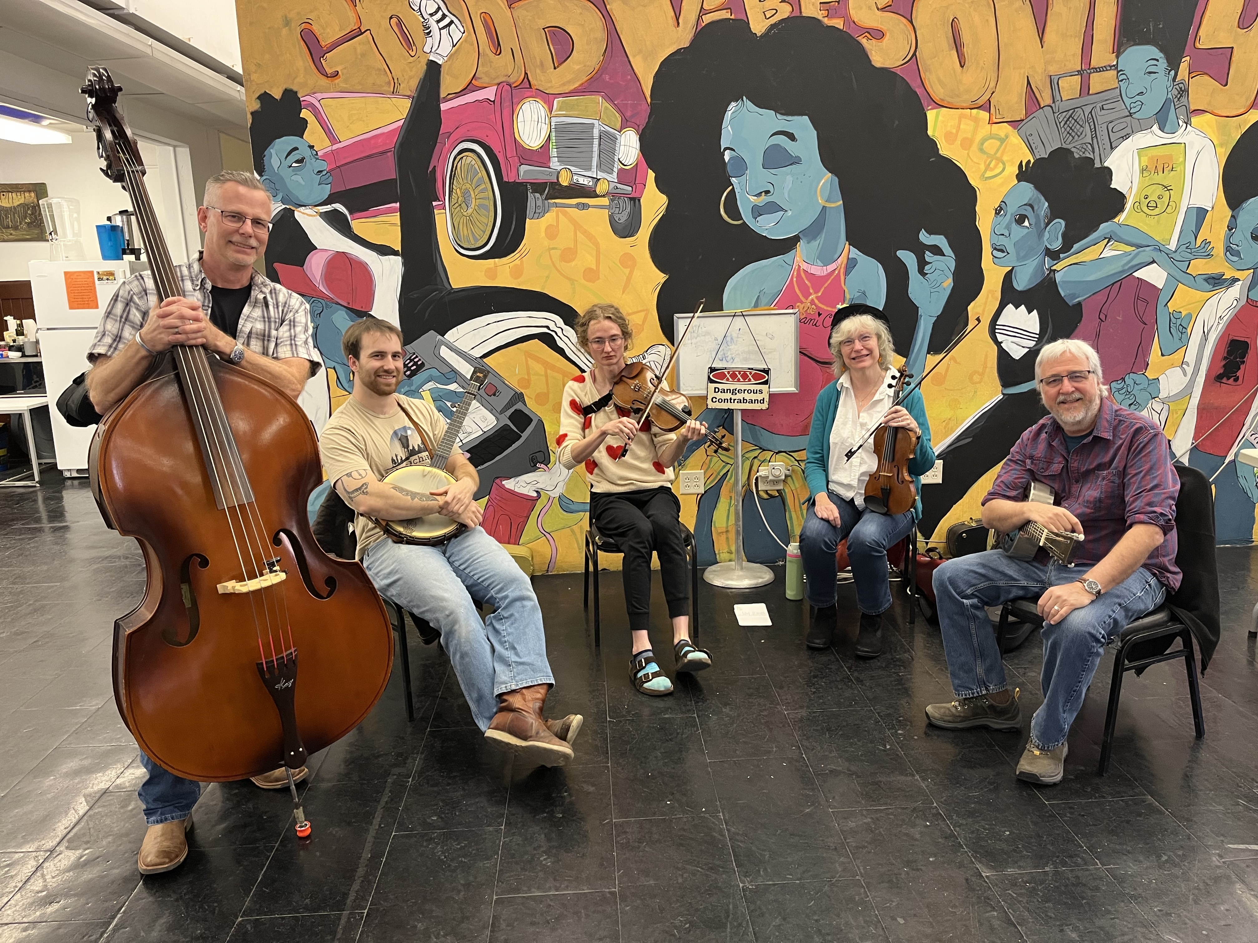 Thank you to Dangeous Contradband for serenading our book sale!
