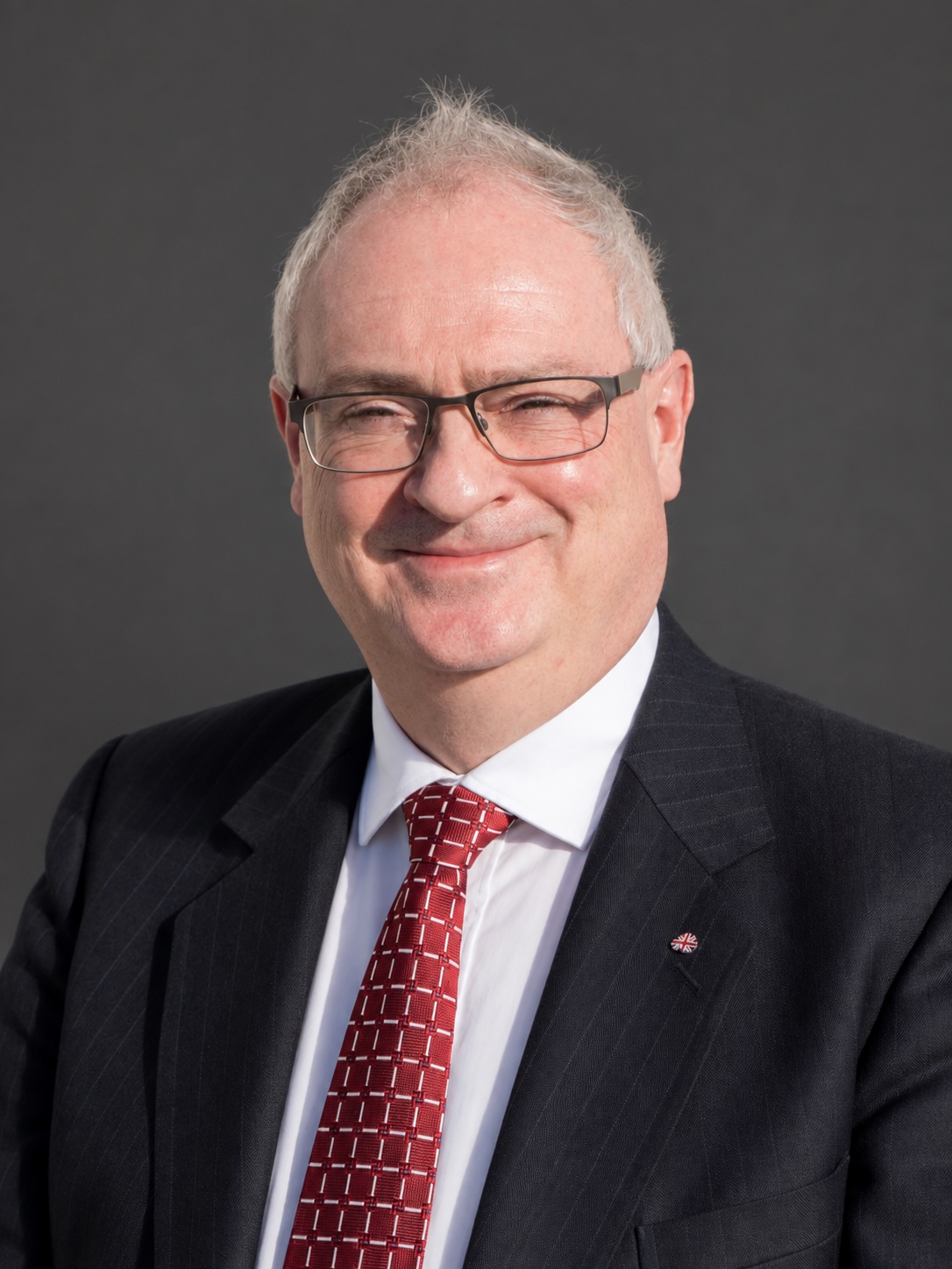 Dr Steve Aiken OBE MLA