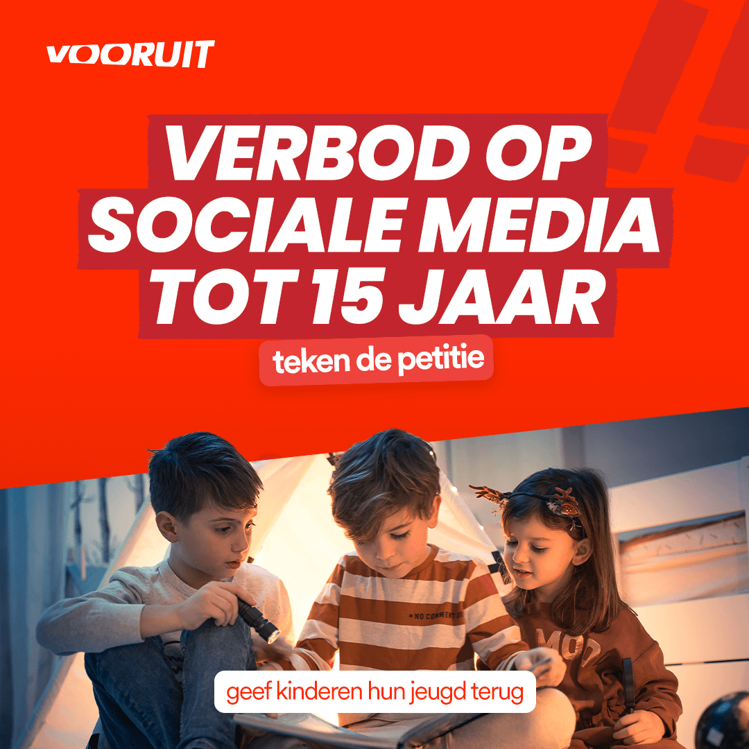 kindjes die samen spelen onder tent