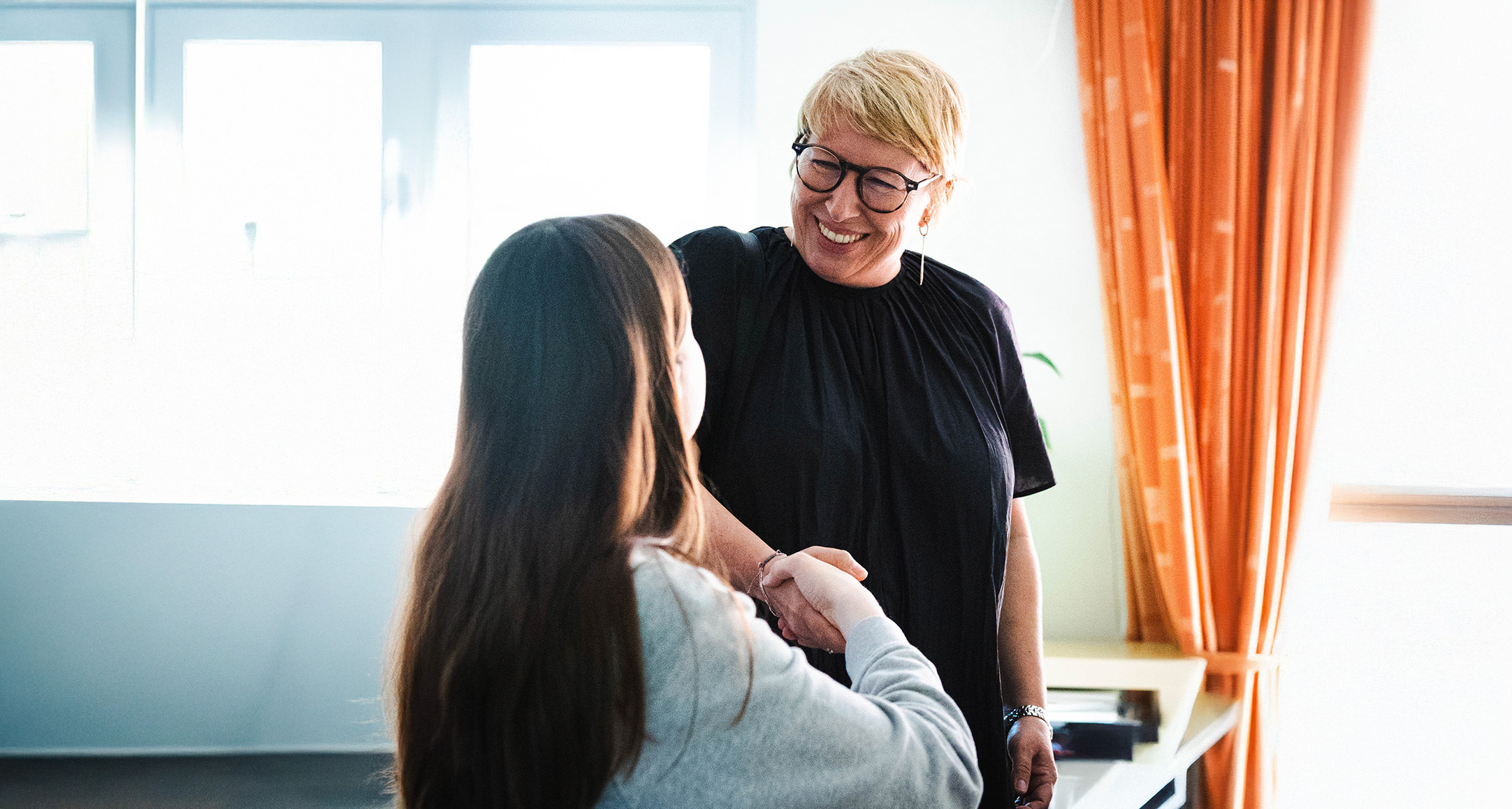 Minister Gennez lanceert online systeem voor de jeugdhulp: “Zo zien hulpverleners meteen waar er plek is en kunnen kinderen sneller geholpen worden”