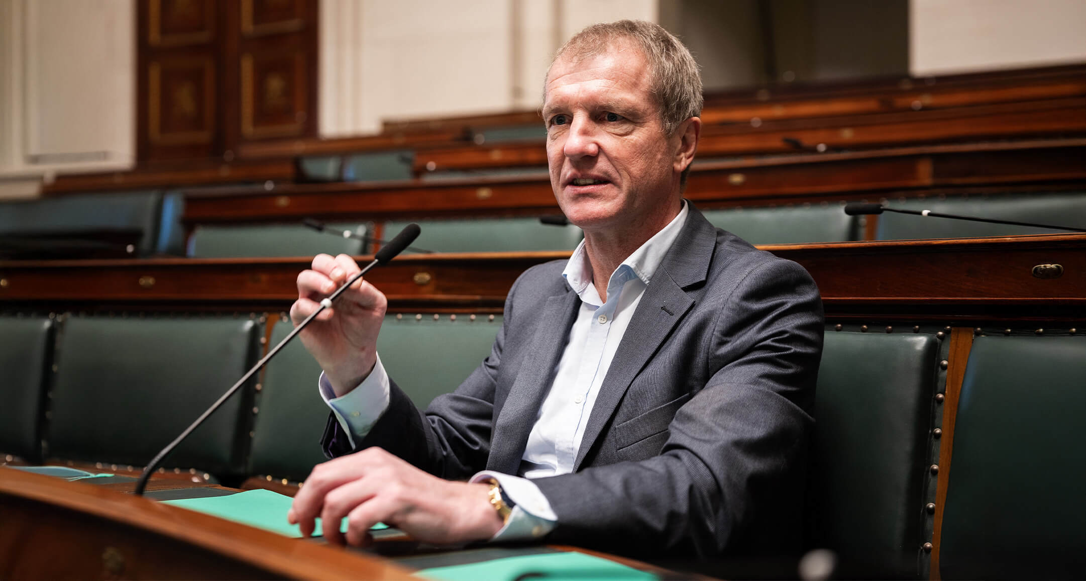 Vooruit wil euthanasie bij dementie mogelijk maken - Parlementslid Jan Bertels: “Iedereen heeft recht op een waardig levenseinde”