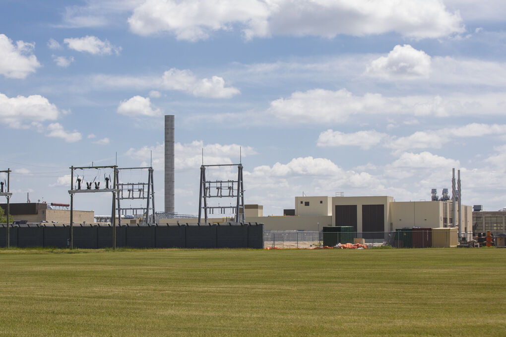 Almost 60 million litres was allowed to discharge into the river because city crews determined the south end sewage treatment plant (above) was overwhelmed. (Mike Deal / Winnipeg Free Press files)