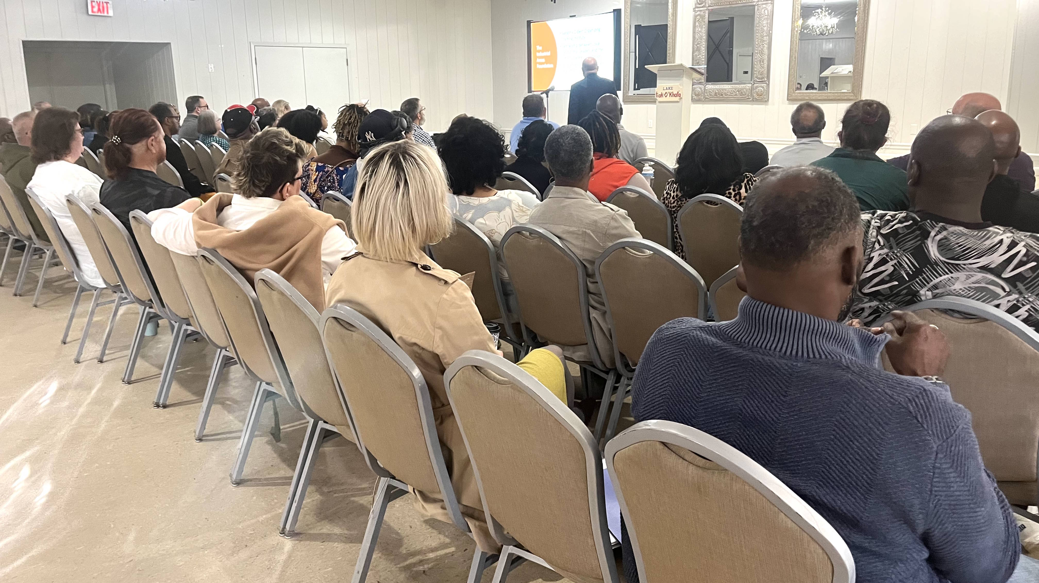 Training leaders to organize
